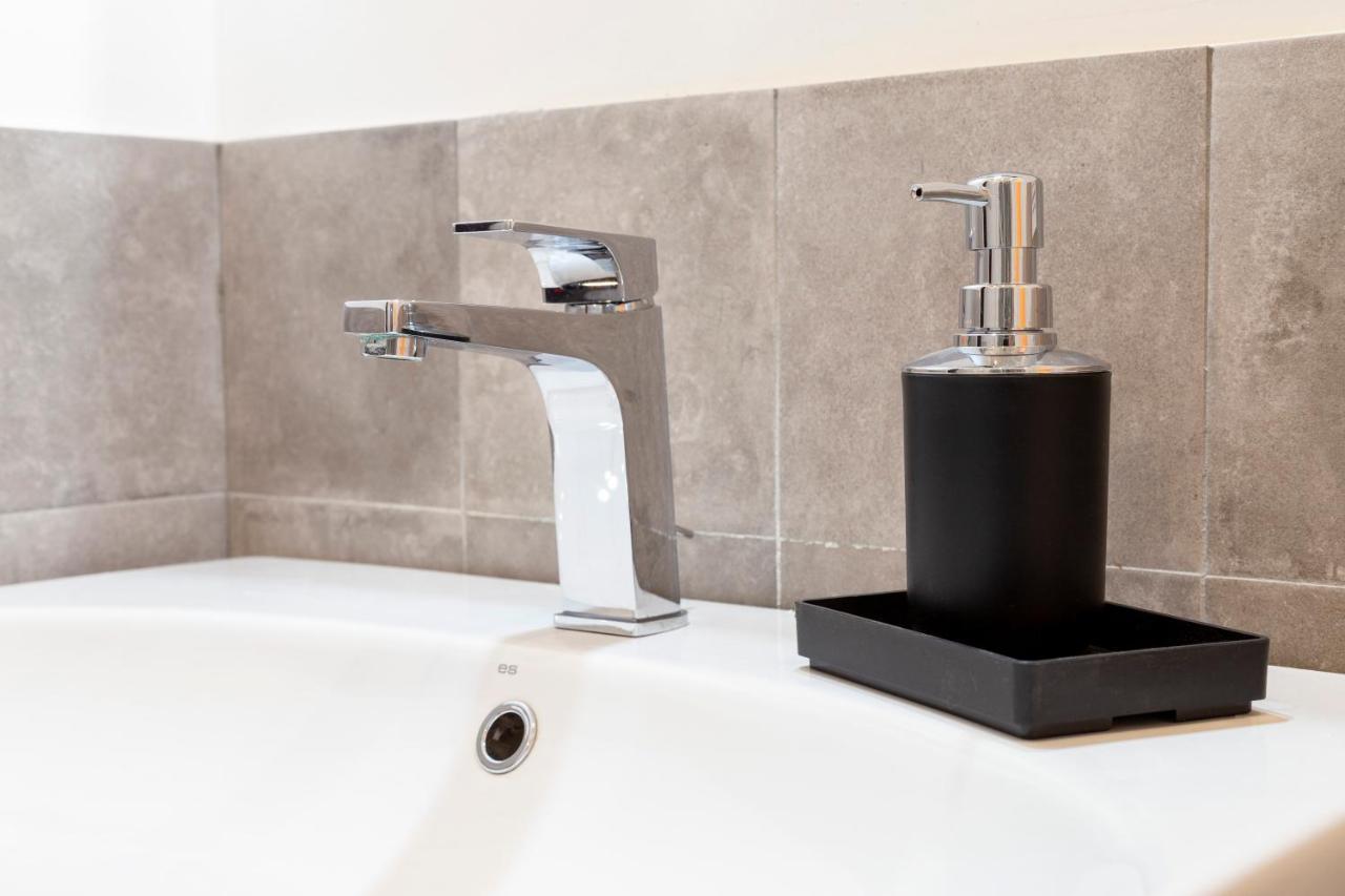 Pregiata Camera Con Bagno Privato - Blu Di Persia Trieste Ngoại thất bức ảnh