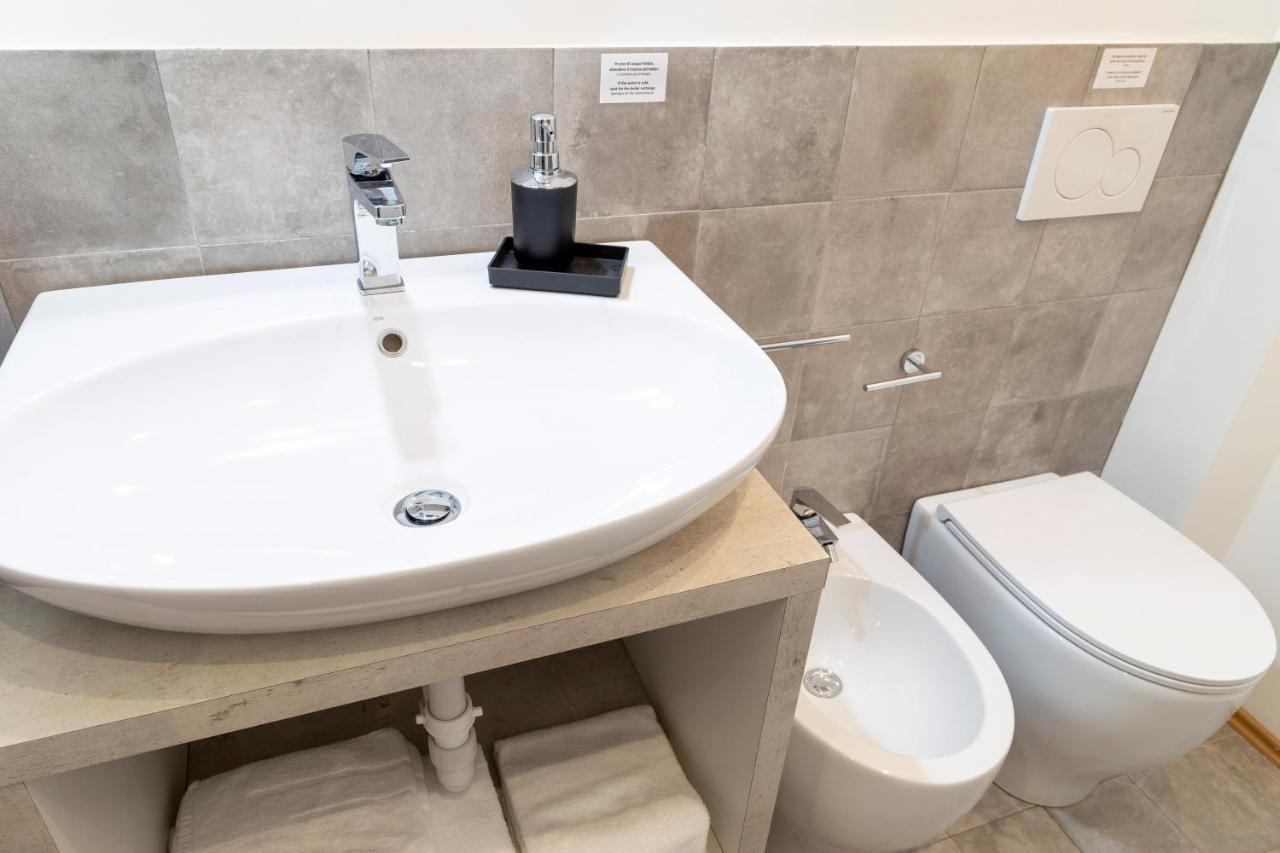 Pregiata Camera Con Bagno Privato - Blu Di Persia Trieste Ngoại thất bức ảnh